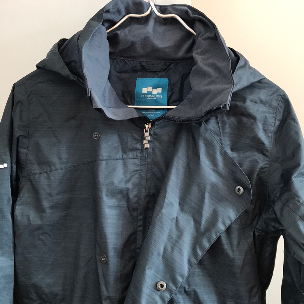 Snowboarding Jacket - Picture 4 of 12